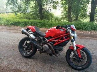 ducati - monster 796