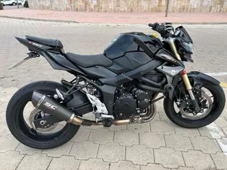 suzuki - gsr750