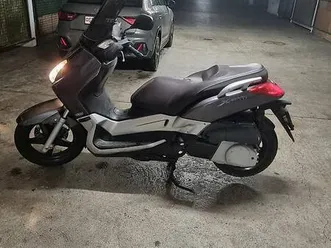 scooter yamaha yp250r expertisé