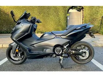 yamaha tmax 560