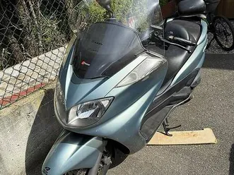 vendo scooter yamaha majesty yp 400 canton tessin -