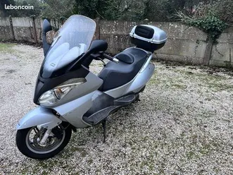scooter aprilia 125