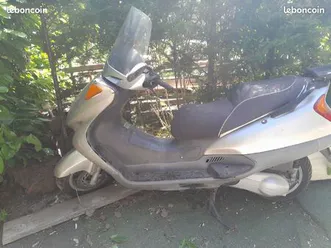 vends scooter honda