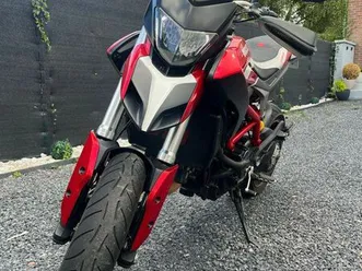 ducati hypermotard 821