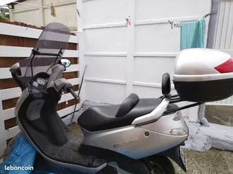 vend scooter peugeot elystar