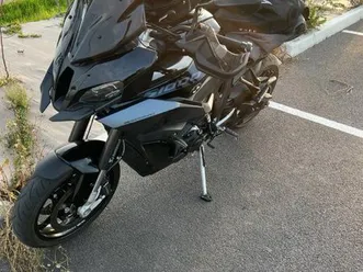 s1000xr
