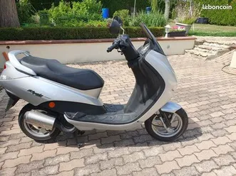 scooter elyseo