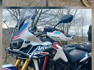 vends africa twin