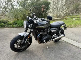 triumph speed twin 1200 1er main