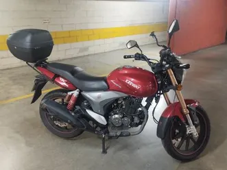 keeway rkv 125 vermelha são domingos de benfica