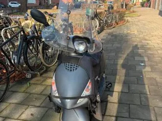 piaggio 45 km/u zip 50 4t scooter 2017 — scooters | piaggio — marktplaats