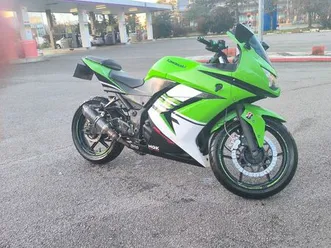 kawasaki ninja 250r