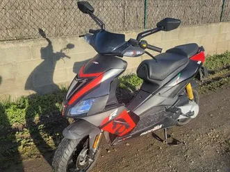 scooter aprilia sr 50