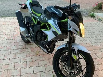 z125