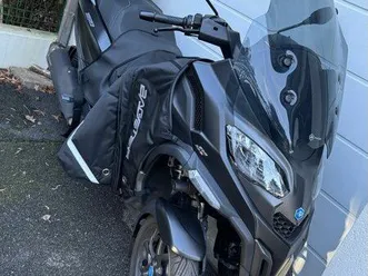 mp3 530 exclusive - akrapovic