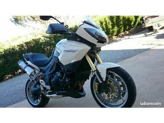 vend moto tiger 1050