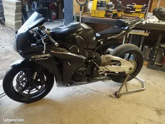 honda cbr 1000 rr piste