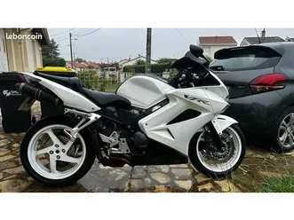 vfr 800 vtech abs