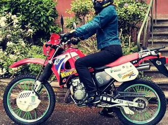 moto kmx 125 essence