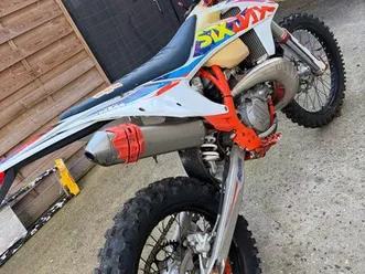 ktm 300 tpi 2022 excellent état 90h ( piston changer à 80 h )