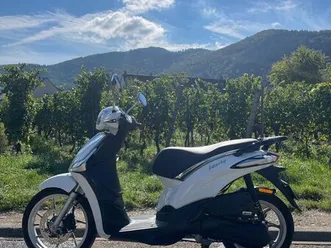 scooter piaggio liberty
