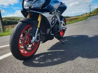 aprilia tuono v4 1100 rr