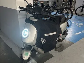 scooter électrique niu mqi+ sport 50 cc