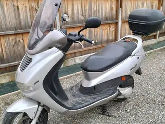 scoot 125 cc