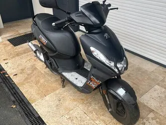 scooter peugeot streetzone 2t