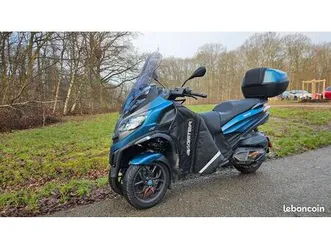 scooter piaggio mp3 530 hpe 3200 km sous garantie