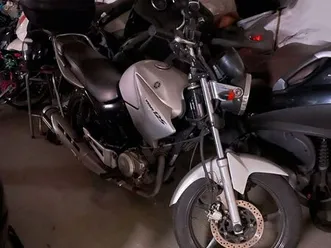 yamaha ybr 125 - année 2010