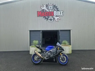 yamaha r1 2025 piste