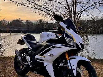 yamaha r3 blanche