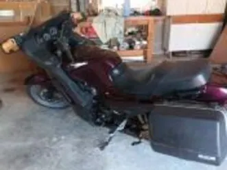 moto kawasaki 1000 gtr