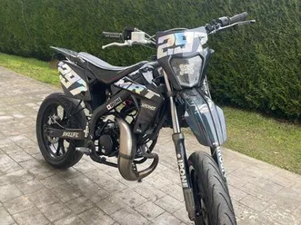 moto rieju mrt 50 cc