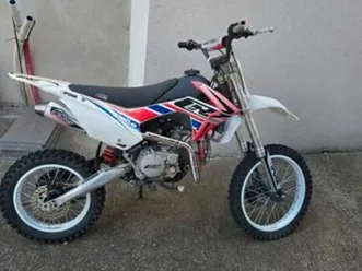 vends ou échange dirt crz