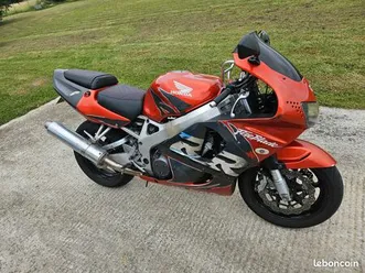 honda 900 cbr sc33