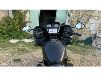 indian challenger dark horse