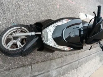 scooter kisbee 50 cc