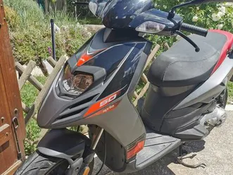 scooter aprilia