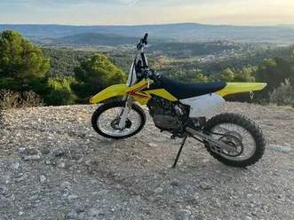 125 drz