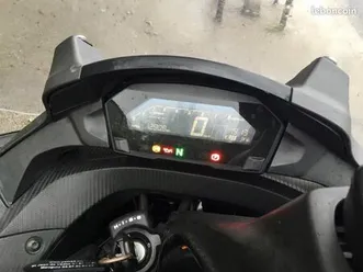 honda integra 750 – 2017 – état exceptionnel – 12 900 km – valises honda