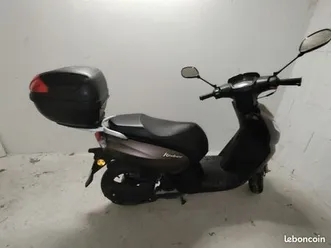 scooter peugeot kisbee 50cm3