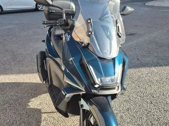 scooter 125 comme neuf