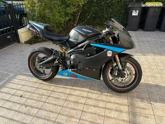 triumph daytona 2009