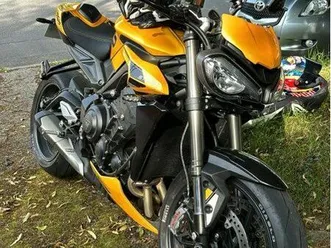 triumph street triple 765rs