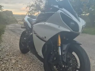 yamaha r1 2014 cross plane