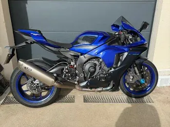 yamaha r1