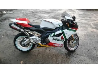 aprilia rsv 1000r factory