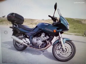 a vendre yamaha 900 diversion